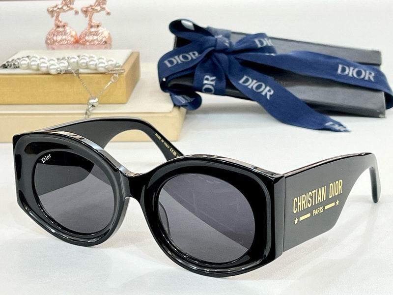 DIOR Sunglasses 752